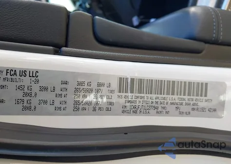 2020 Jeep Grand Cherokee Summit 4X4 z USA, uszkodzony, nr VIN 1C4RJFJT1LC277940